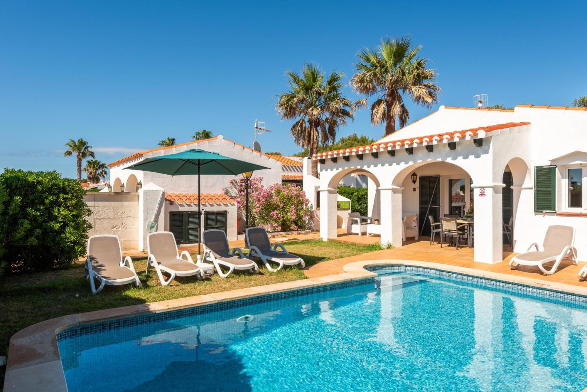 Villas Begonias Cala'N Bosch  Exteriör bild