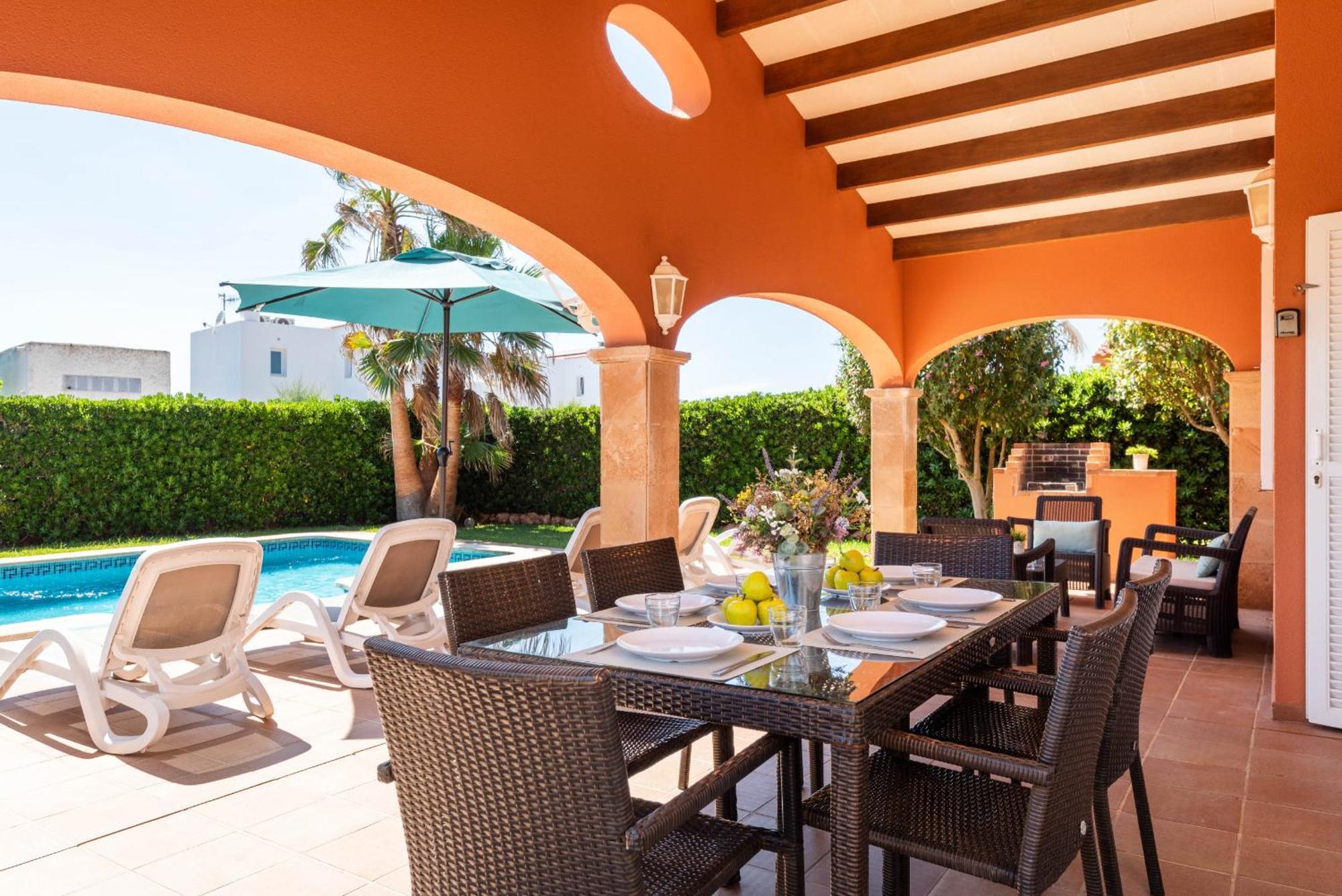 Villas Begonias Cala'N Bosch  Exteriör bild