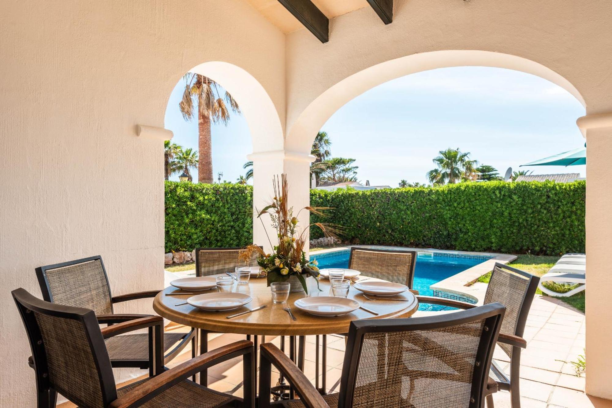 Villas Begonias Cala'N Bosch  Exteriör bild
