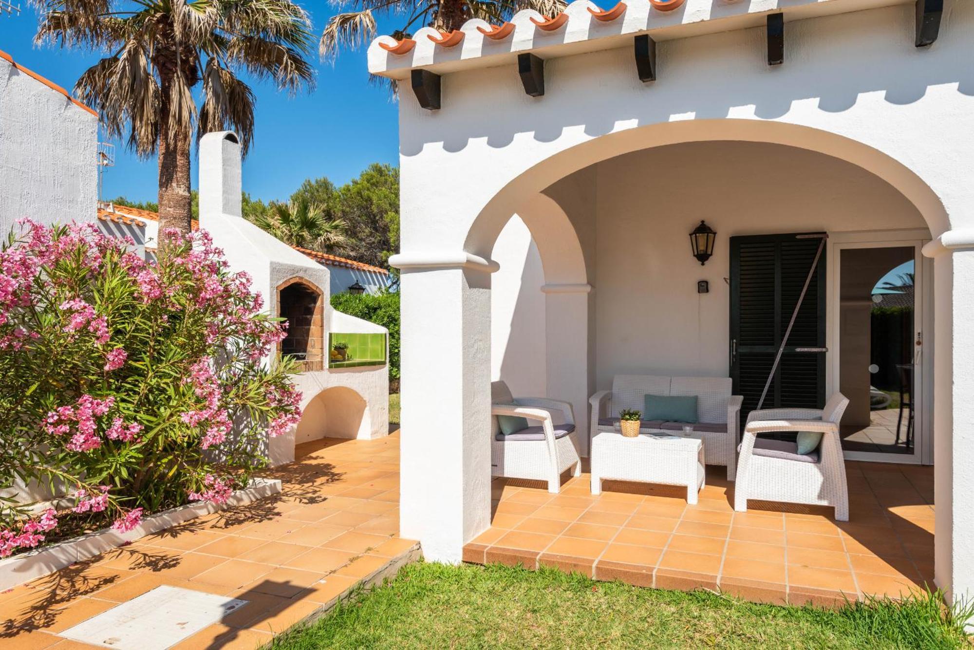 Villas Begonias Cala'N Bosch  Exteriör bild